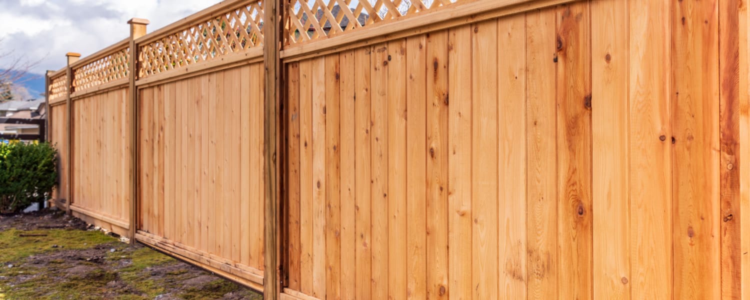 Expert Wood Fence Repair Bloomington, IL